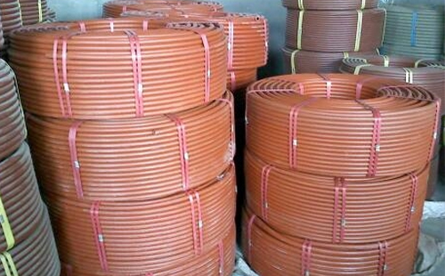 提升工程安全：聚乙烯(RPE)阻燃洛隆穿线管在现代建筑中的应用